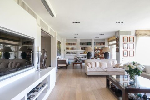 5 bedrooms apartment for sale in Barcelona, Catalonia, Spain № 1536 - photo 7