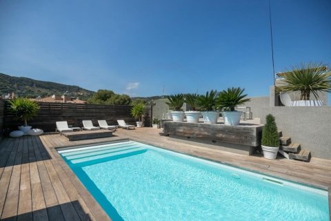 5 bedrooms apartment for sale in Barcelona, Catalonia, Spain № 1536 - photo 2