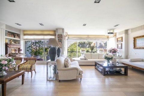 Apartamento de 5 dormitorios en venta en Barcelona, Cataluña, Spain № 1536