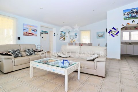 Сasa de 5 dormitorios en venta en Empuriabrava, Gerona, Cataluña, Spain № 5907 - foto 10