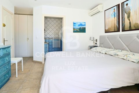 Сasa de 5 dormitorios en venta en Empuriabrava, Gerona, Cataluña, Spain № 5907 - foto 14