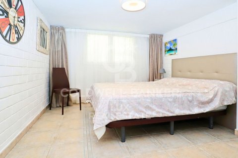 Сasa de 5 dormitorios en venta en Empuriabrava, Gerona, Cataluña, Spain № 5907 - foto 17