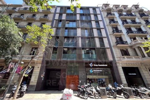 Купить квартиру в Барселона, Испания с 3 спальни, 126м², № 5905 - фото 3