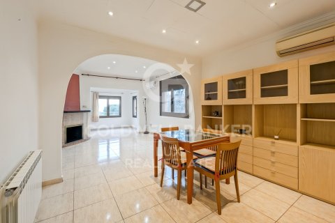 Купить дом в Розы, Испания с 4 спальни, 169м², № 5909 - фото 2