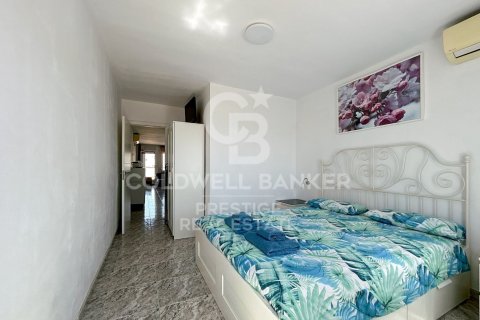 Ático de 2 dormitorios en venta en Barcelona, Cataluña, Spain № 5904 - foto 10