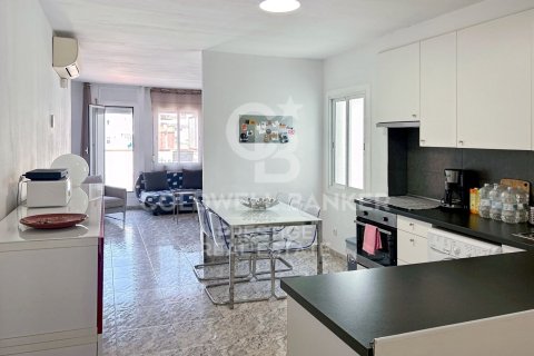 Ático de 2 dormitorios en venta en Barcelona, Cataluña, Spain № 5904 - foto 7