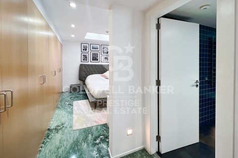 Ático de 5 dormitorios en venta en Barcelona, Cataluña, Spain № 5906 - foto 17