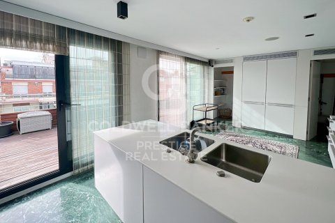 Ático de 5 dormitorios en venta en Barcelona, Cataluña, Spain № 5906 - foto 6