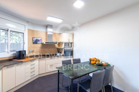 Сasa de 5 dormitorios en venta en Sant Cugat del Vallès, Barcelona, Cataluña, Spain № 5424 - foto 16