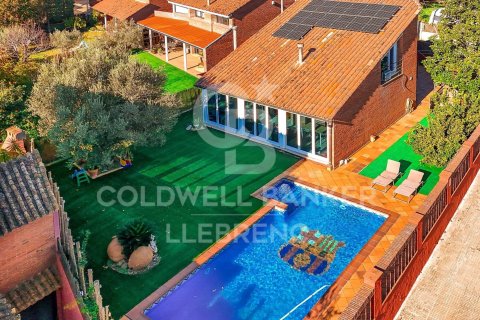 Сasa de 5 dormitorios en venta en Sant Cugat del Vallès, Barcelona, Cataluña, Spain № 5424 - foto 2