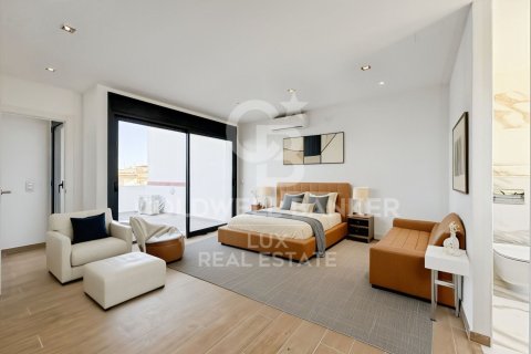 Сasa de 4 dormitorios en venta en Empuriabrava, Gerona, Cataluña, Spain № 5775 - foto 10