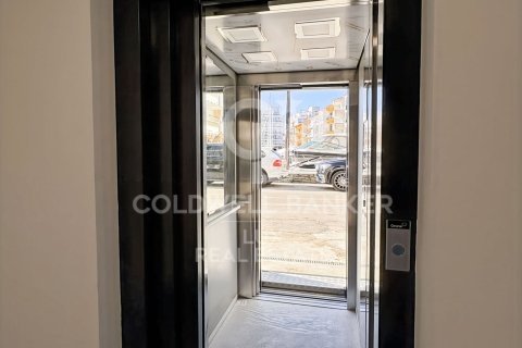 Сasa de 4 dormitorios en venta en Empuriabrava, Gerona, Cataluña, Spain № 5775 - foto 17