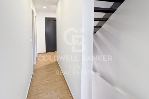 Сasa de 4 dormitorios en venta en Empuriabrava, Gerona, Cataluña, Spain № 5775 - foto 16