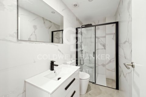 Сasa de 4 dormitorios en venta en Empuriabrava, Gerona, Cataluña, Spain № 5775 - foto 15