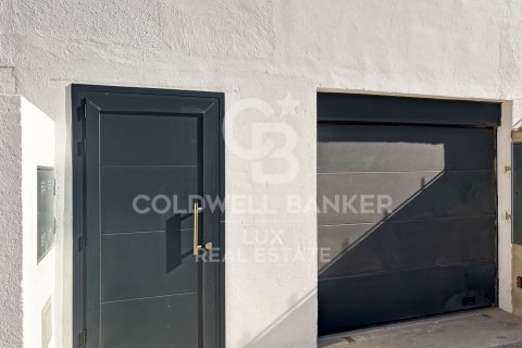 Сasa de 4 dormitorios en venta en Empuriabrava, Gerona, Cataluña, Spain № 5775 - foto 23