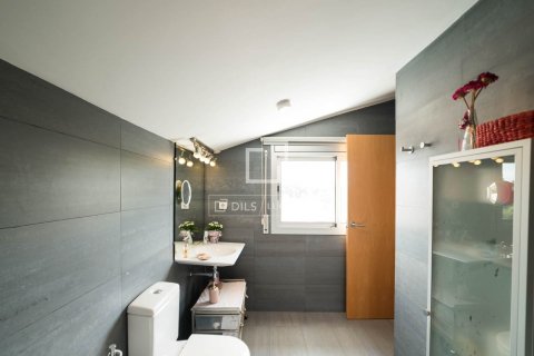Ático de 4 dormitorios en venta en Castelldefels, Barcelona, Cataluña, Spain № 8623 - foto 15