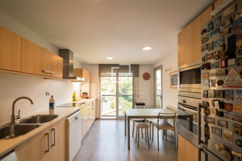 Ático de 4 dormitorios en venta en Castelldefels, Barcelona, Cataluña, Spain № 8623 - foto 23