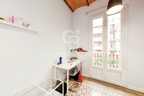 Apartamento de 5 dormitorios en venta en Barcelona, Cataluña, Spain № 7936 - foto 14
