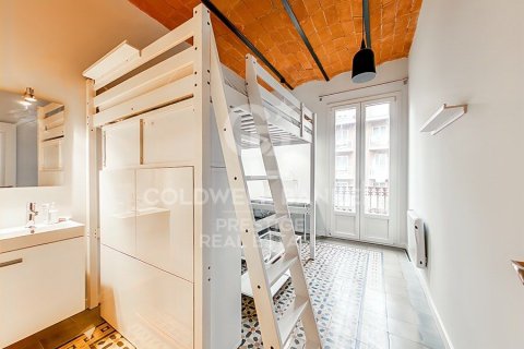 Apartamento de 5 dormitorios en venta en Barcelona, Cataluña, Spain № 7936 - foto 26