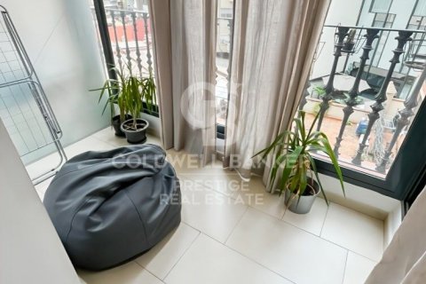 Apartamento de 5 dormitorios en venta en Barcelona, Cataluña, Spain № 7936 - foto 21