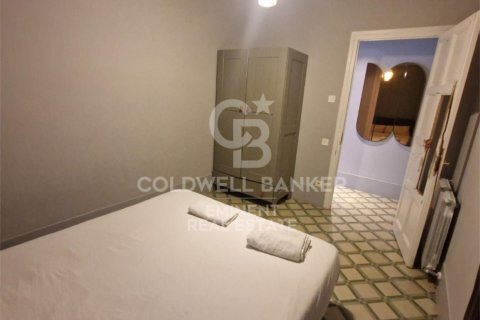 Apartamento de 3 dormitorios en venta en Barcelona, Cataluña, Spain № 7939 - foto 12
