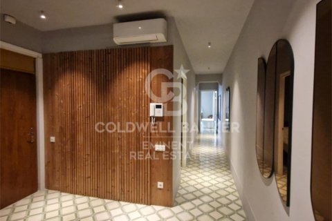 Apartamento de 3 dormitorios en venta en Barcelona, Cataluña, Spain № 7939 - foto 19