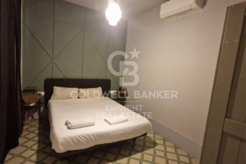 Apartamento de 3 dormitorios en venta en Barcelona, Cataluña, Spain № 7939 - foto 9