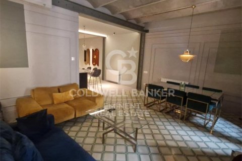 Apartamento de 3 dormitorios en venta en Barcelona, Cataluña, Spain № 7939 - foto 17