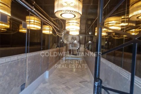 Apartamento de 3 dormitorios en venta en Barcelona, Cataluña, Spain № 7939 - foto 3