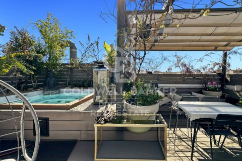 Ático de 2 dormitorios en venta en Barcelona, Cataluña, Spain № 7937
