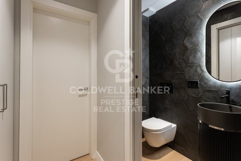 Купить квартиру в Барселона, Испания с 5 спален, 224м², № 7942 - фото 14