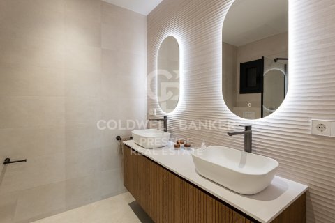 Купить квартиру в Барселона, Испания с 5 спален, 224м², № 7942 - фото 6