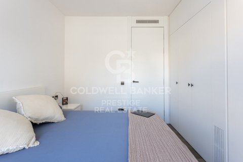 Ático de 2 dormitorios en venta en Barcelona, Cataluña, Spain № 7938 - foto 10