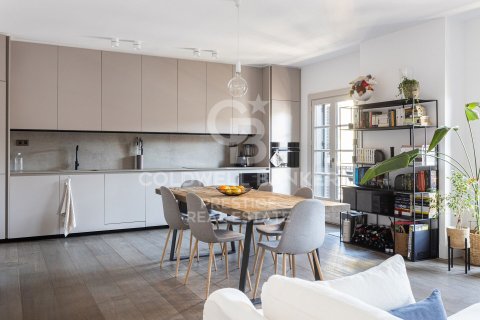 Ático de 2 dormitorios en venta en Barcelona, Cataluña, Spain № 7938 - foto 27