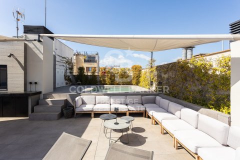 Ático de 2 dormitorios en venta en Barcelona, Cataluña, Spain № 7938