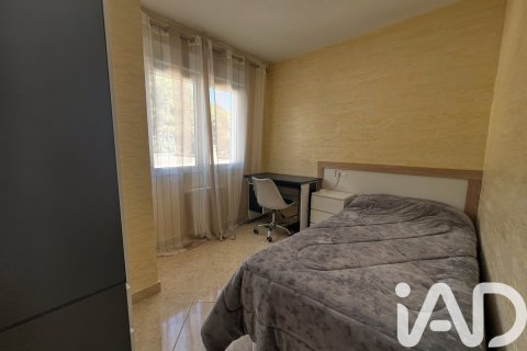 Сasa de 5 dormitorios en venta en Tarragona, Cataluña, Spain № 4772 - foto 27