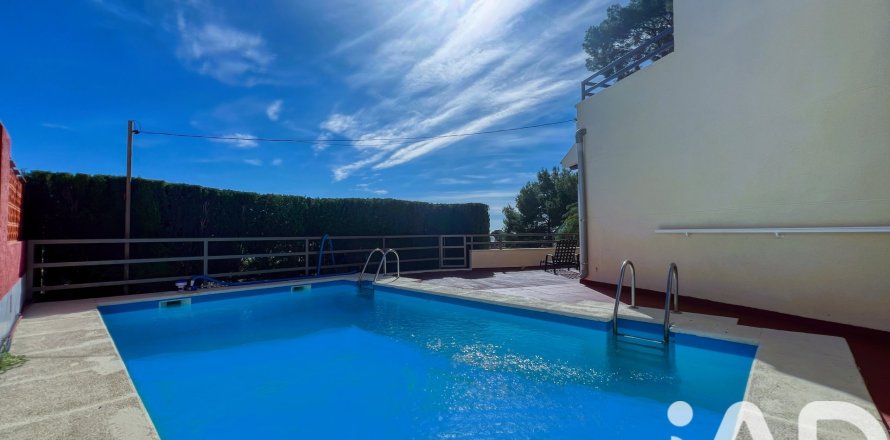 Сasa de 5 dormitorios en venta en Tarragona, Cataluña, Spain № 4772