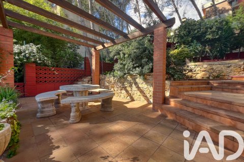 Сasa de 5 dormitorios en venta en Tarragona, Cataluña, Spain № 4772 - foto 5