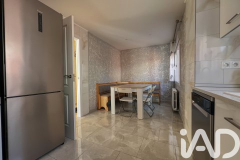 Сasa de 5 dormitorios en venta en Tarragona, Cataluña, Spain № 4772 - foto 15