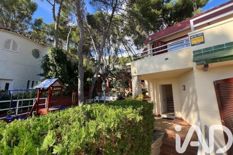 Сasa de 5 dormitorios en venta en Tarragona, Cataluña, Spain № 4772 - foto 10