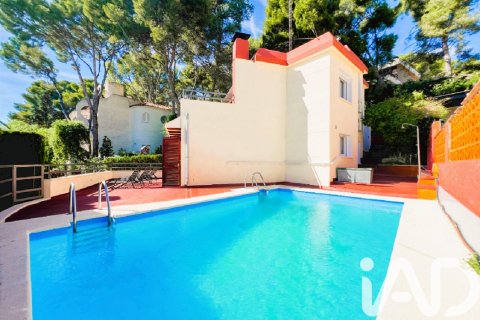Сasa de 5 dormitorios en venta en Tarragona, Cataluña, Spain № 4772 - foto 2