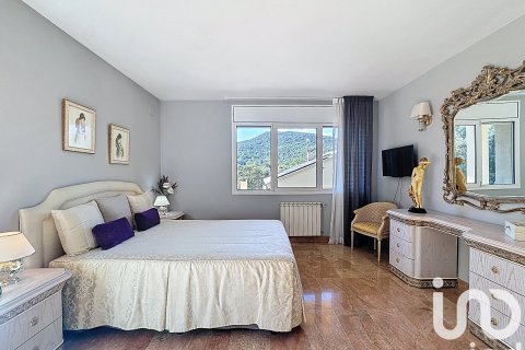Сasa de 5 dormitorios en venta en Vallromanes, Barcelona, Cataluña, Spain № 4773 - foto 19