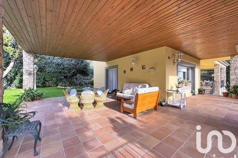 Сasa de 5 dormitorios en venta en Vallromanes, Barcelona, Cataluña, Spain № 4773 - foto 4