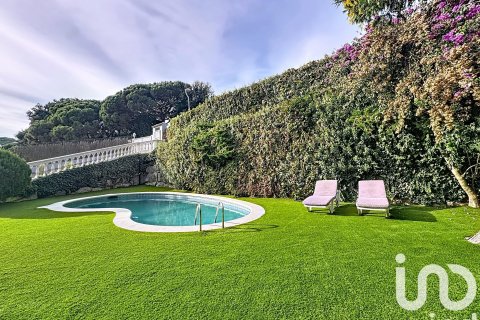 Сasa de 5 dormitorios en venta en Vallromanes, Barcelona, Cataluña, Spain № 4773 - foto 2