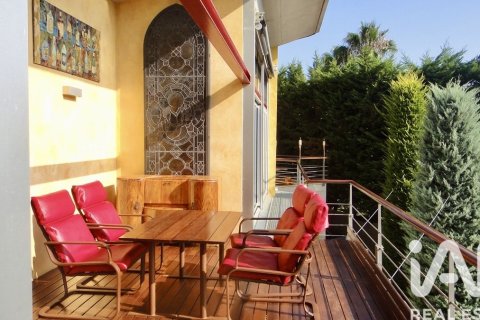 Сasa de 7 dormitorios en venta en Sant Vicenc De Montalt, Barcelona, Cataluña, Spain № 4771 - foto 10