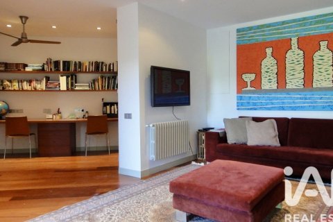 Сasa de 7 dormitorios en venta en Sant Vicenc De Montalt, Barcelona, Cataluña, Spain № 4771 - foto 24