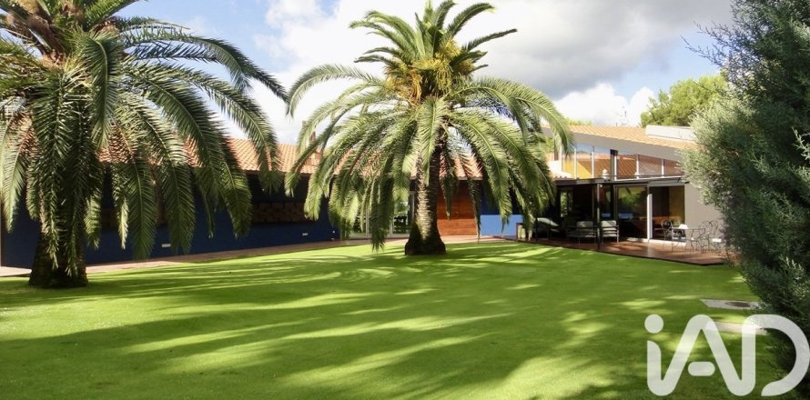 Сasa de 7 dormitorios en venta en Sant Vicenc De Montalt, Barcelona, Cataluña, Spain № 4771