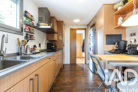 4 bedrooms townhouse for sale in Sant Cugat Del Valles, Barcelona, Catalonia, Spain № 7390 - photo 22