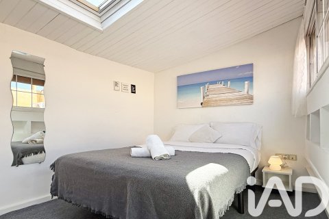 Купить квартиру в Барселона, Испания с 1 спальня, 54м², № 7386 - фото 14