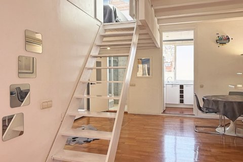 Купить квартиру в Барселона, Испания с 1 спальня, 54м², № 7386 - фото 11